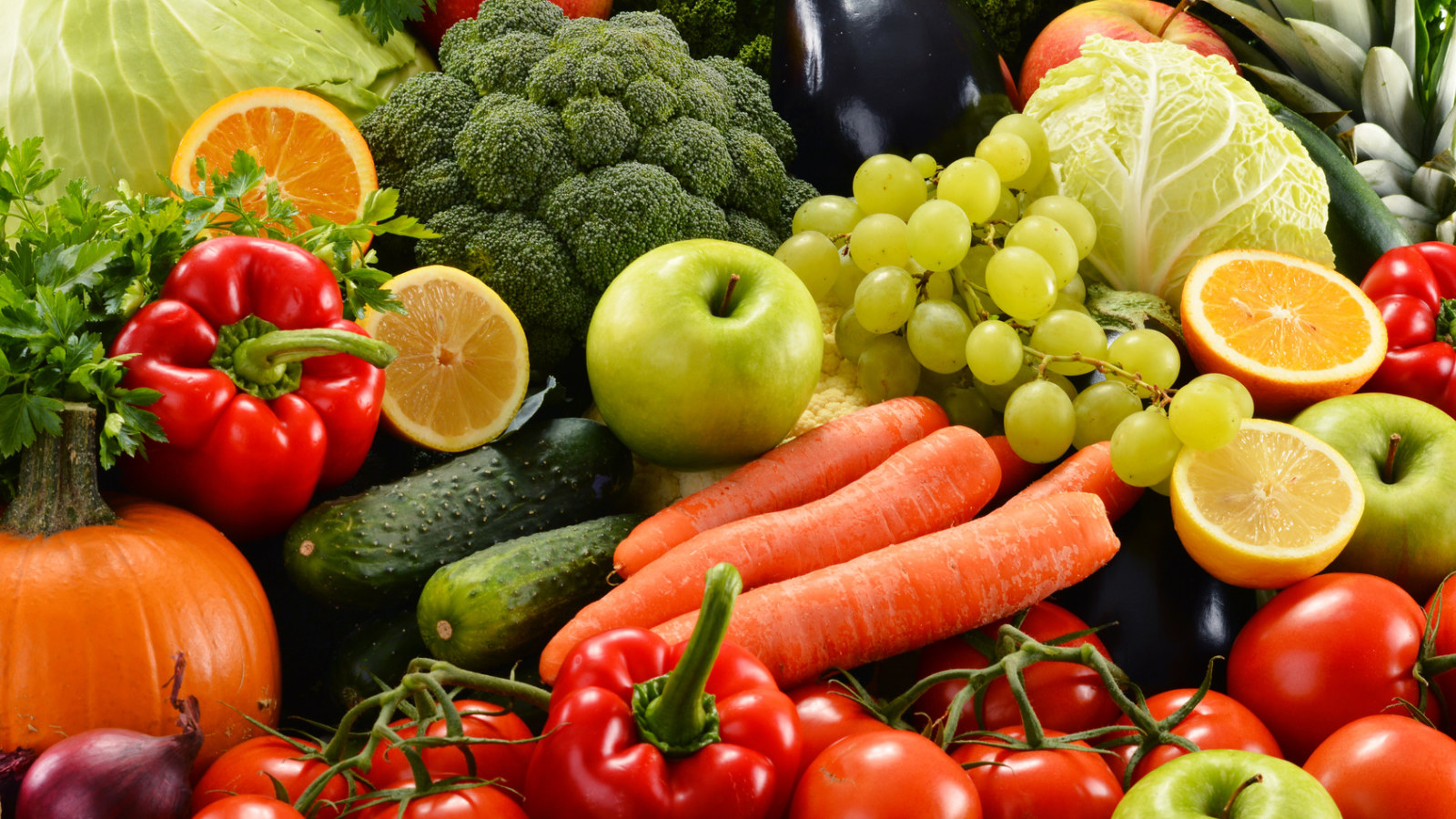 Healthy food, healthy habits, yoga and changes to lifestyle and eating habits, brain health, yoga and healthy habits to help prevent dementia Healthy food, healthy habits, yoga and changes to lifestyle and eating habits, brain health, yoga and healthy habits to help prevent dementia