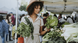 How to eat in a healthier and happier way with the principles of intuitive eating
