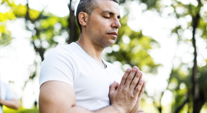 benefits of yoga and mindfulness to help people manage and reduce pain without the use of drugs