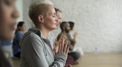 group yoga practice 