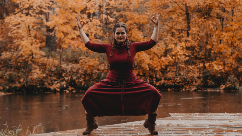 How to practice gratitude this Thanksgiving with help from key principles of yoga philosophy Yoga philosophy tips for practicing gratitude this Thanksgiving