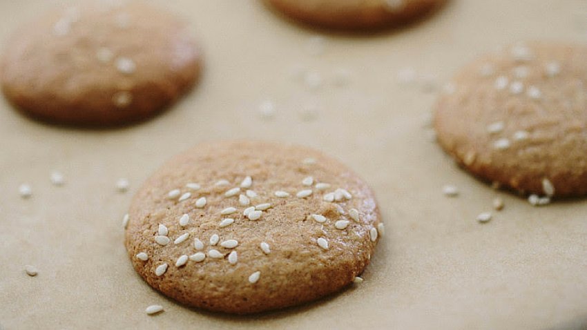 sesame cookies