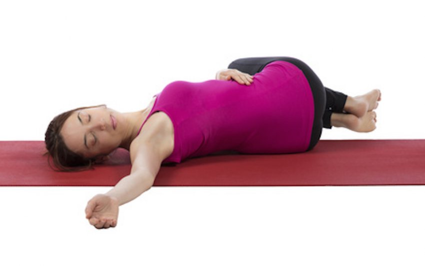 Jathara Parivartanasana, Revolved Belly Pose