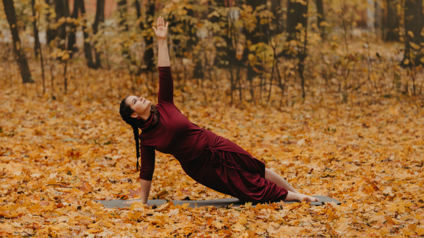Woman practicing yoga for depression in Side Plank Pose (Vasisthasana) Woman practicing yoga for depression in Side Plank Pose (Vasisthasana)