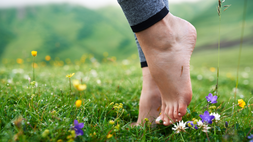 barefoot feet do yoga in field to develop brain barefoot feet do yoga in field to develop brain